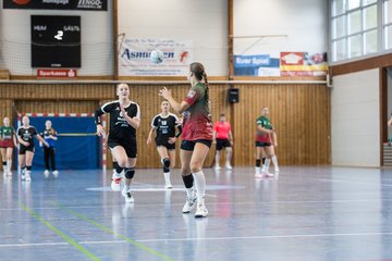 Bild 31 - wBJ HSG Kremperheide/Muensterdorf - HSG Joerl-Doppeleiche Vioel : Ergebnis: 34:23